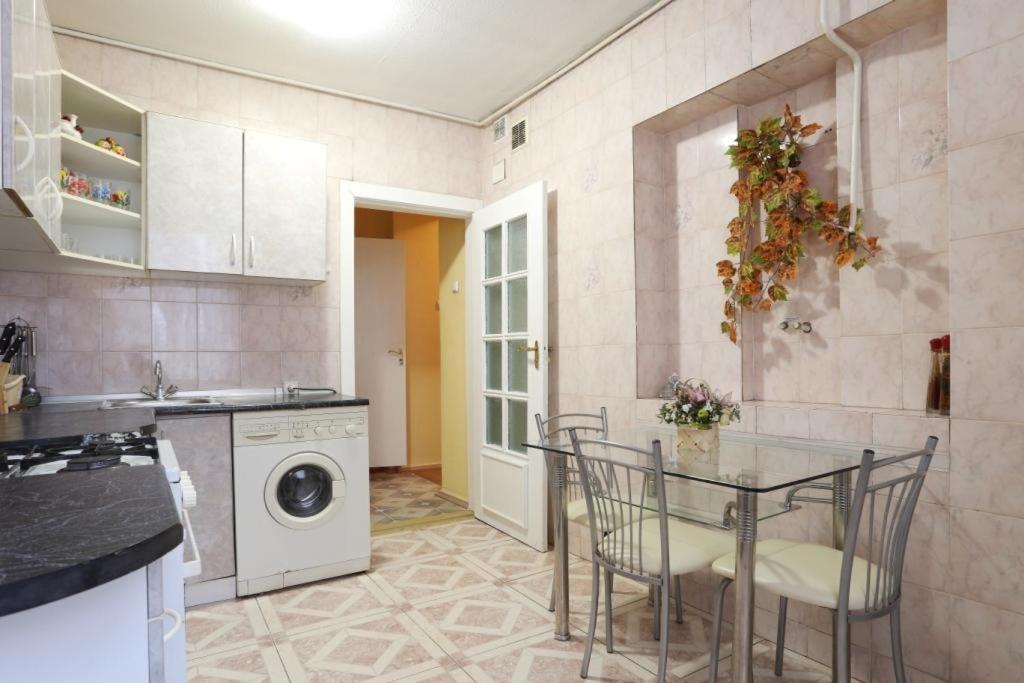 Вулиця 20Г,Мала Житомирська Kiev Ngoại thất bức ảnh